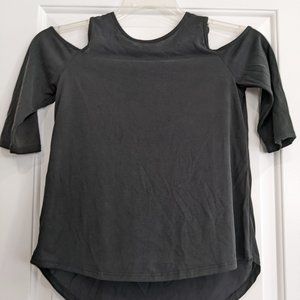 T-shirt cut off shoulder
